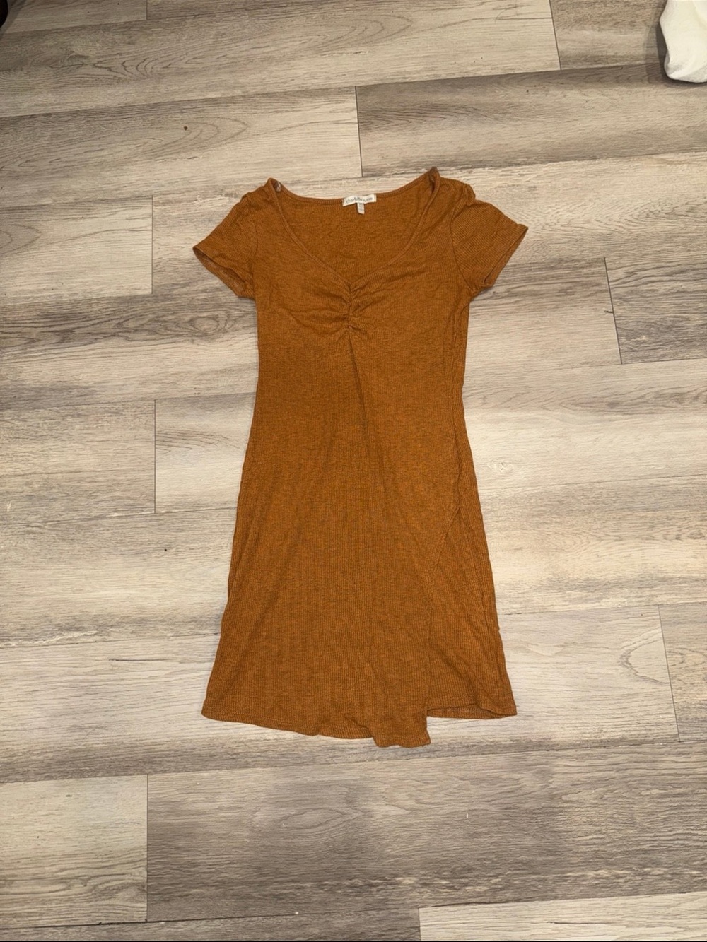 Charlotte Russe Short-Sleeve Mini Dress in Rust